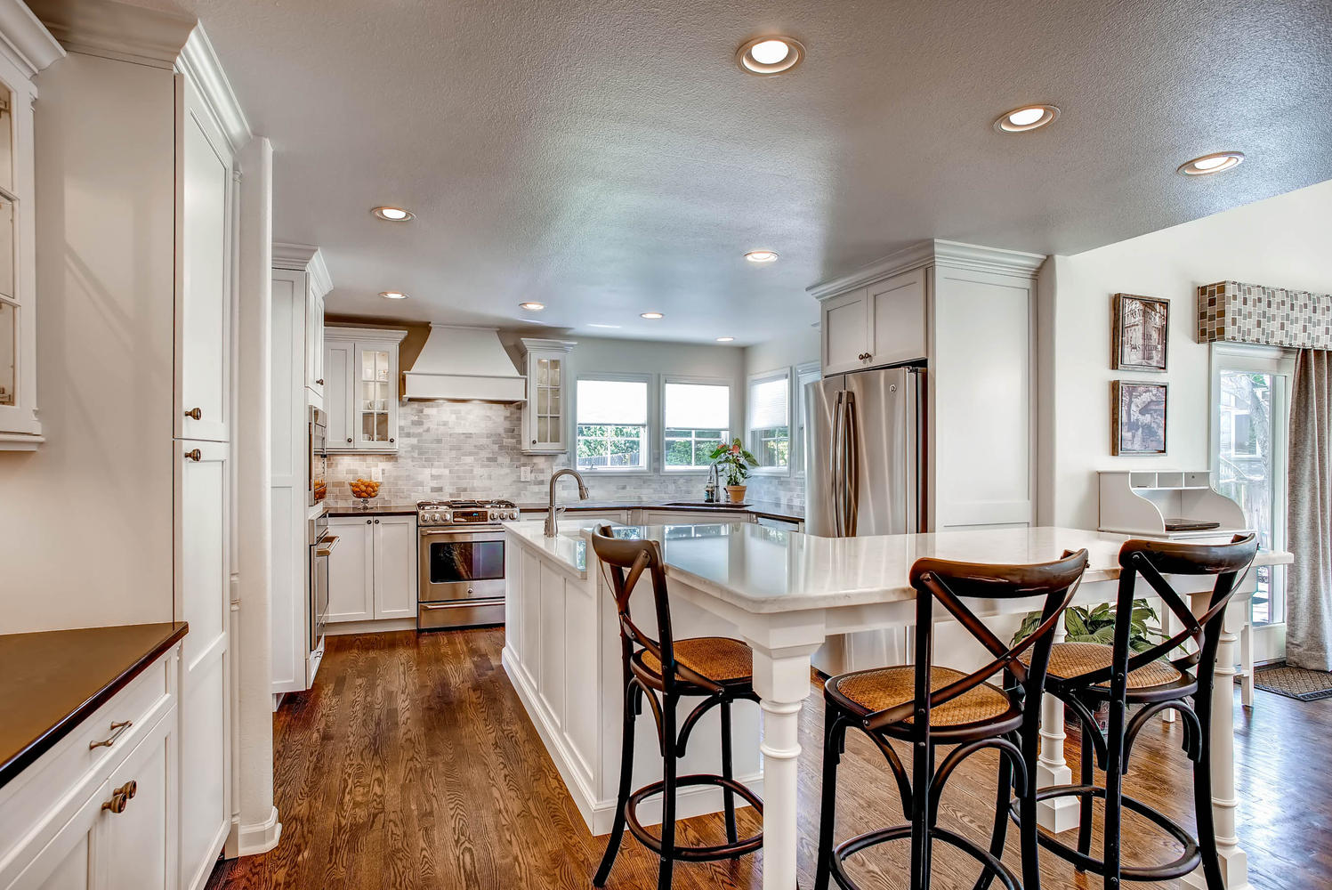 Point Design by Julie Mann | Interior Kitchen & Bath Design